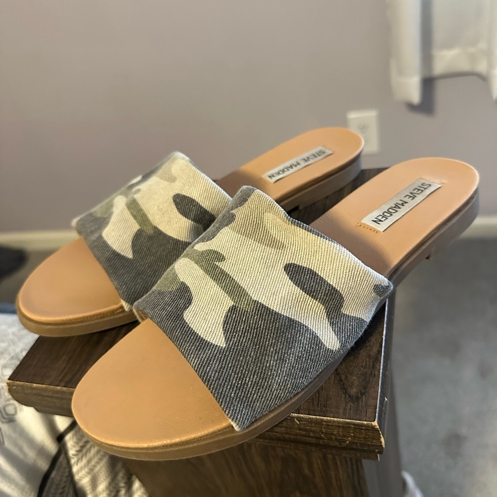 Steve Madden Sandals